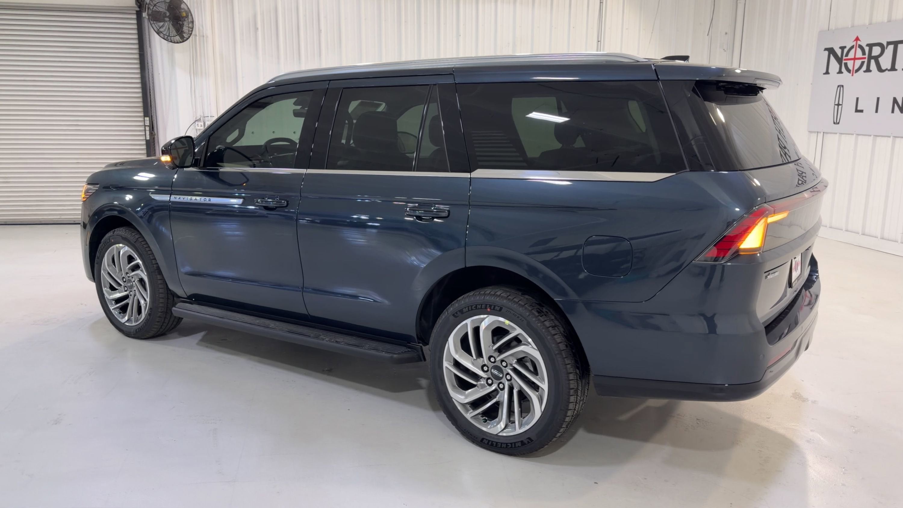 2026 Lincoln Navigator Premiere