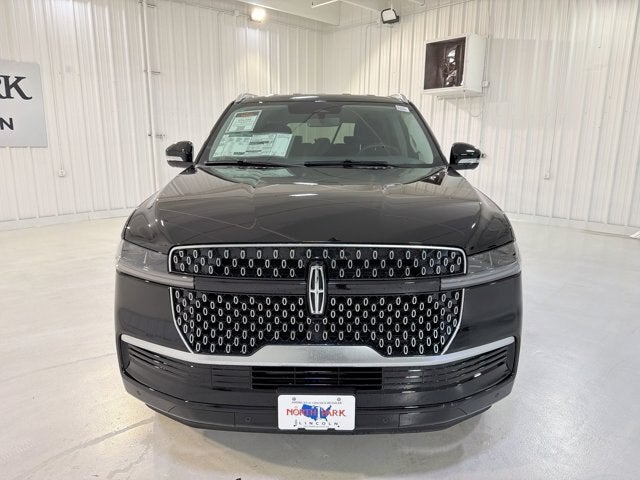 2026 Lincoln Navigator Premiere