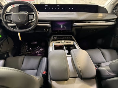 2026 Lincoln Navigator Premiere