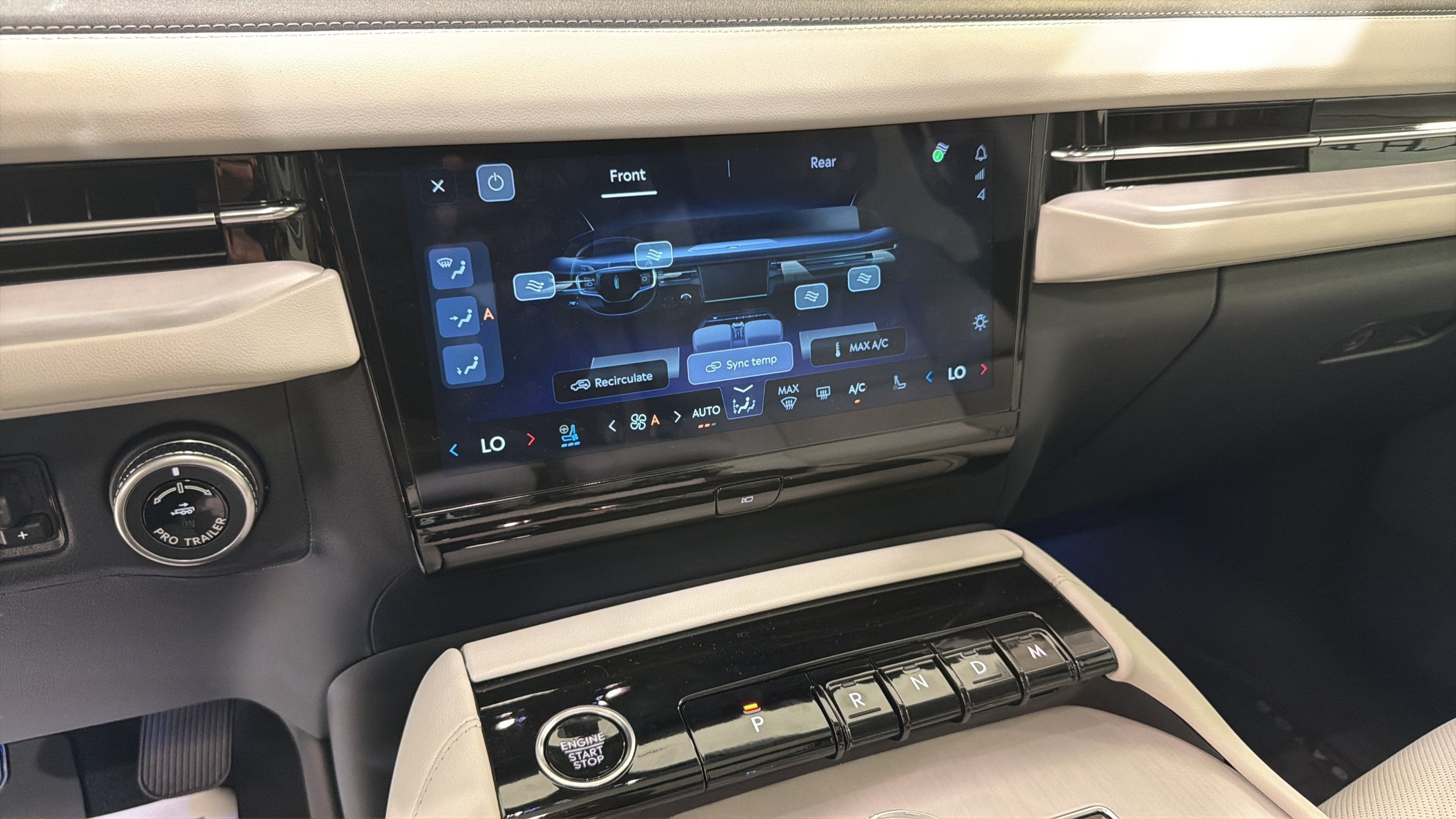2026 Lincoln Navigator L Reserve