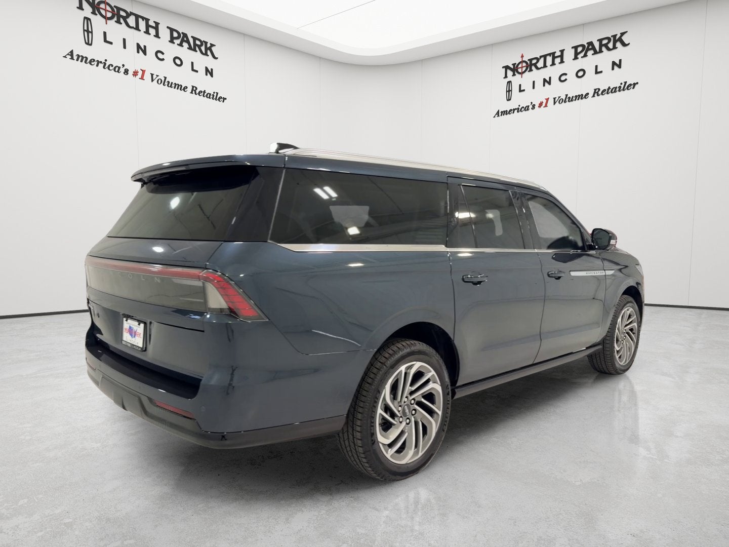 2026 Lincoln Navigator L Reserve