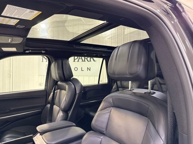 2025 Lincoln Navigator Reserve-L