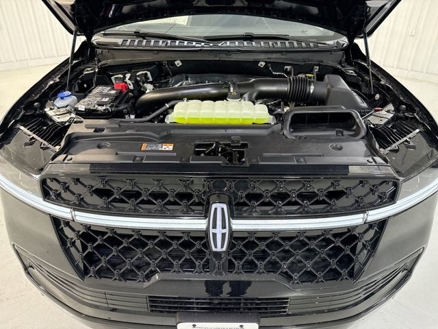 2025 Lincoln Navigator Reserve-L