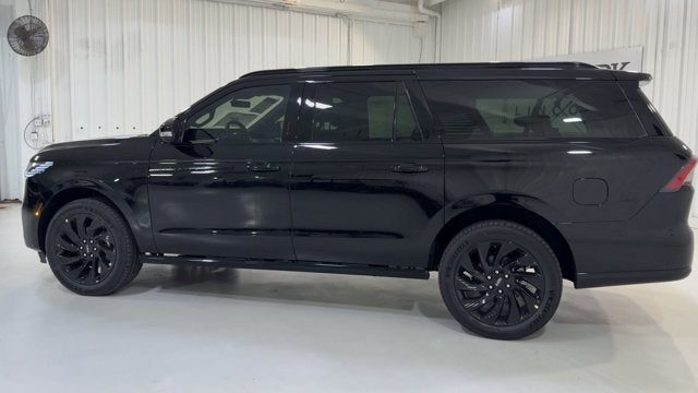 2025 Lincoln Navigator Reserve-L