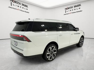 2027 Lincoln Navigator Reserve L