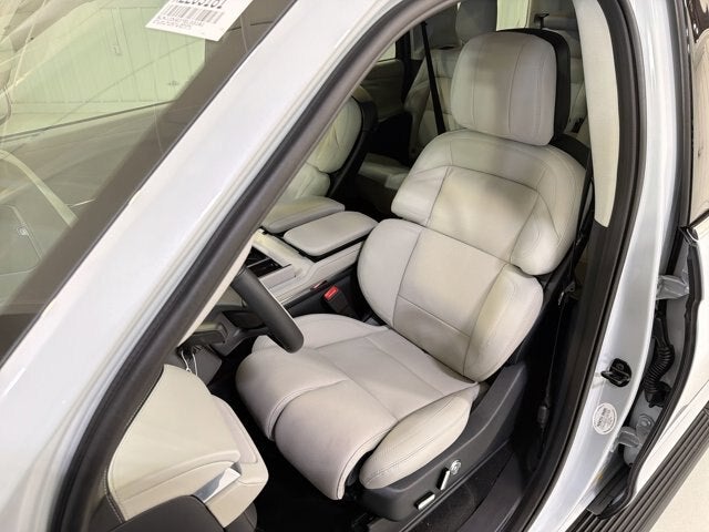 2026 Lincoln Navigator Premiere L