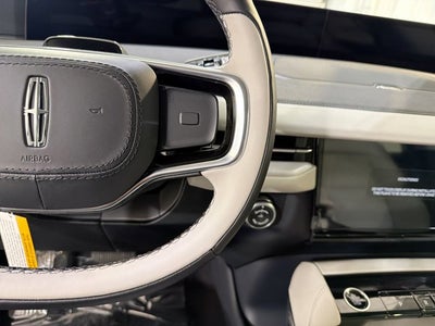 2026 Lincoln Navigator Premiere L