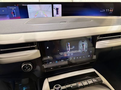 2026 Lincoln Navigator Premiere L