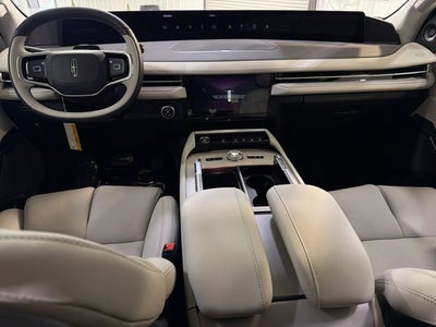 2026 Lincoln Navigator Premiere L