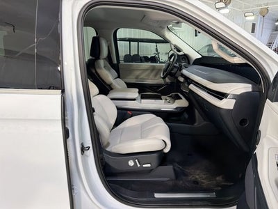 2026 Lincoln Navigator Premiere L