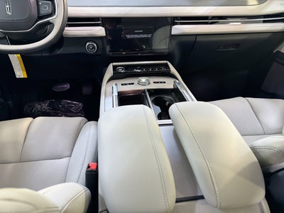 2026 Lincoln Navigator L Premiere