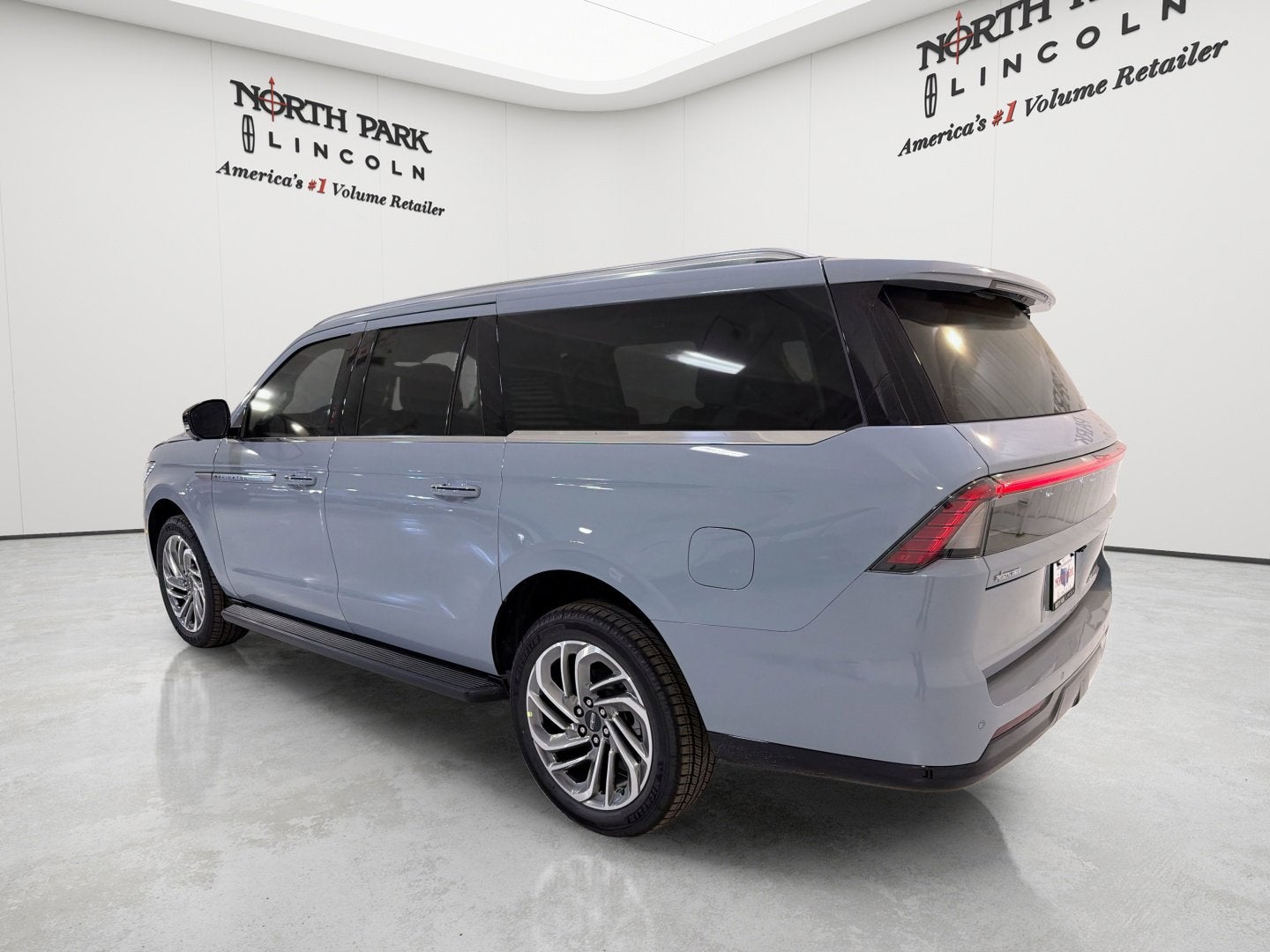 2026 Lincoln Navigator L Premiere