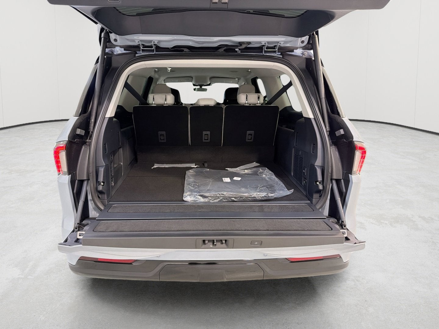 2026 Lincoln Navigator L Premiere