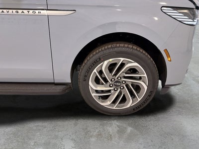 2026 Lincoln Navigator L Premiere