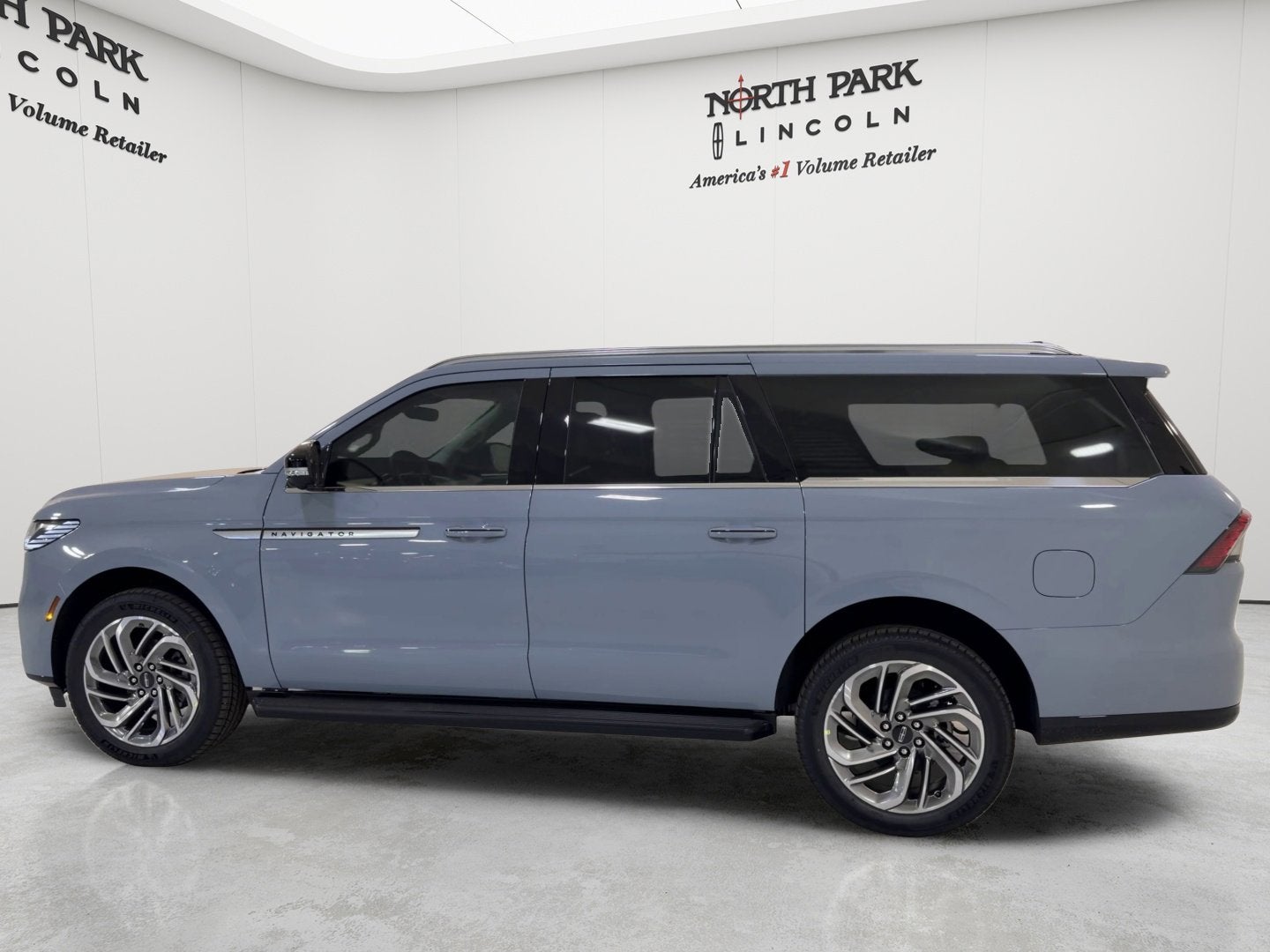 2026 Lincoln Navigator L Premiere