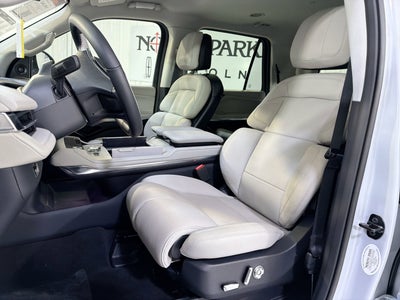 2026 Lincoln Navigator L Premiere