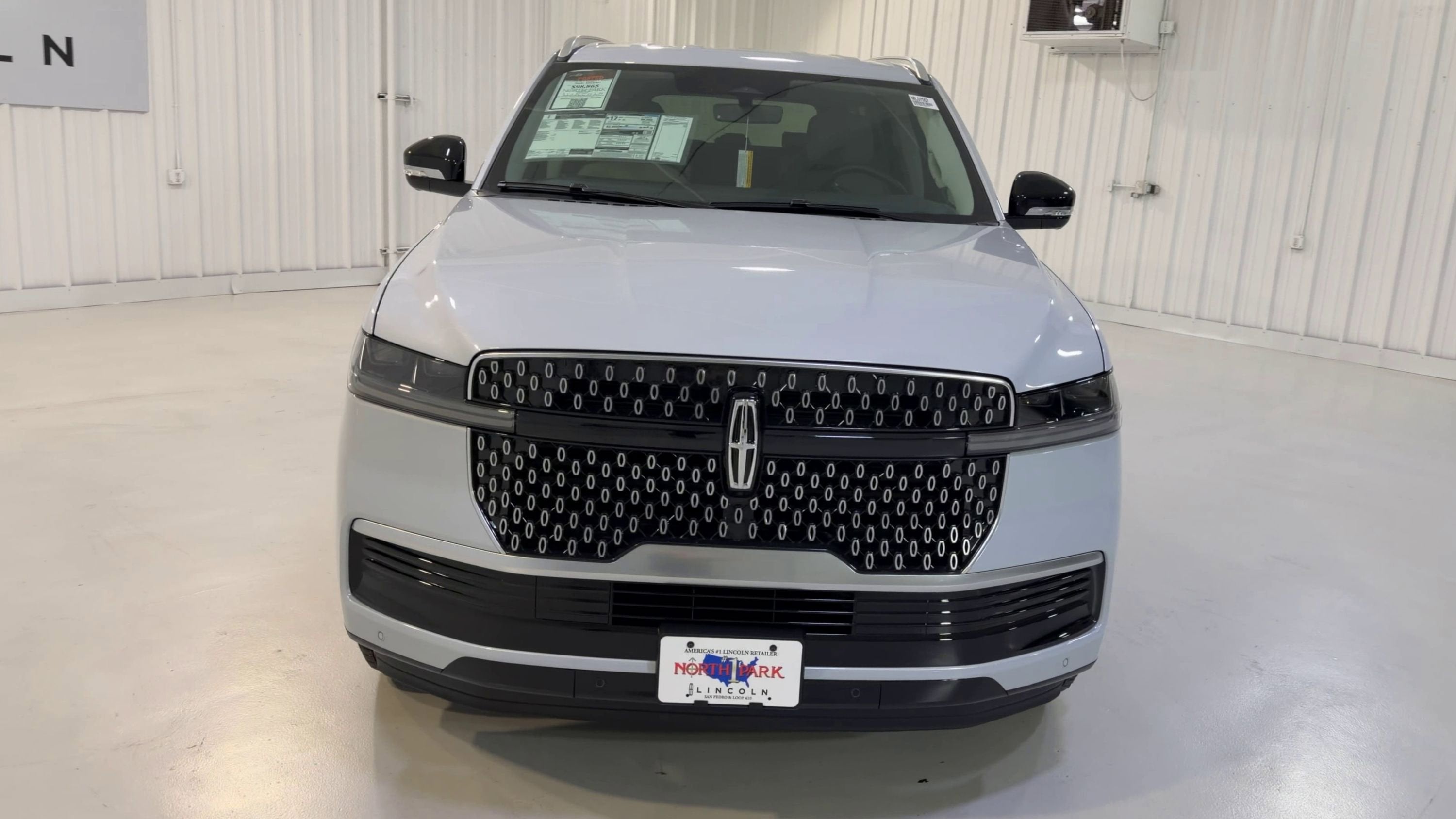 2026 Lincoln Navigator L Premiere