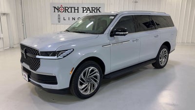 2026 Lincoln Navigator L Premiere