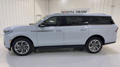 2026 Lincoln Navigator L Premiere