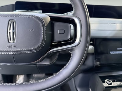 2026 Lincoln Navigator L Premiere