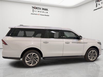 2026 Lincoln Navigator L Premiere