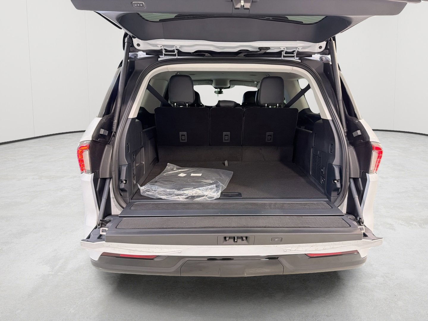 2026 Lincoln Navigator L Premiere