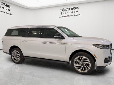 2026 Lincoln Navigator L Premiere