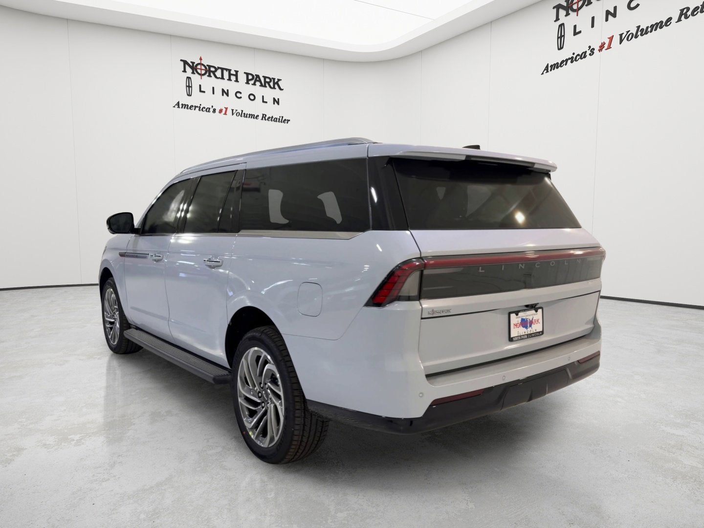 2026 Lincoln Navigator L Premiere