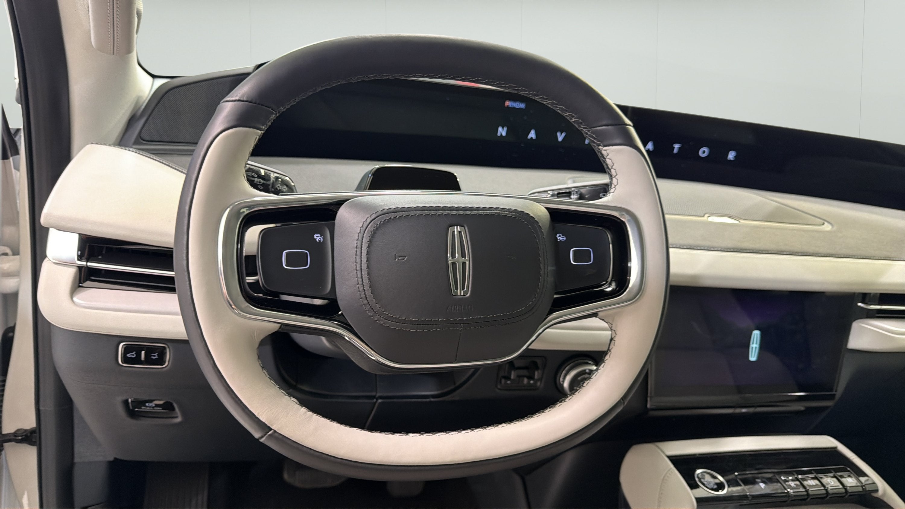 2026 Lincoln Navigator L Premiere