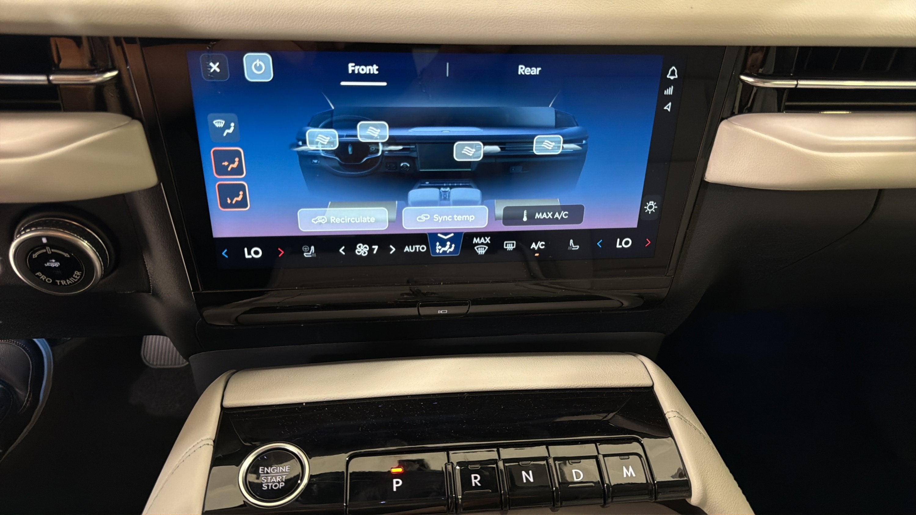 2026 Lincoln Navigator L Premiere