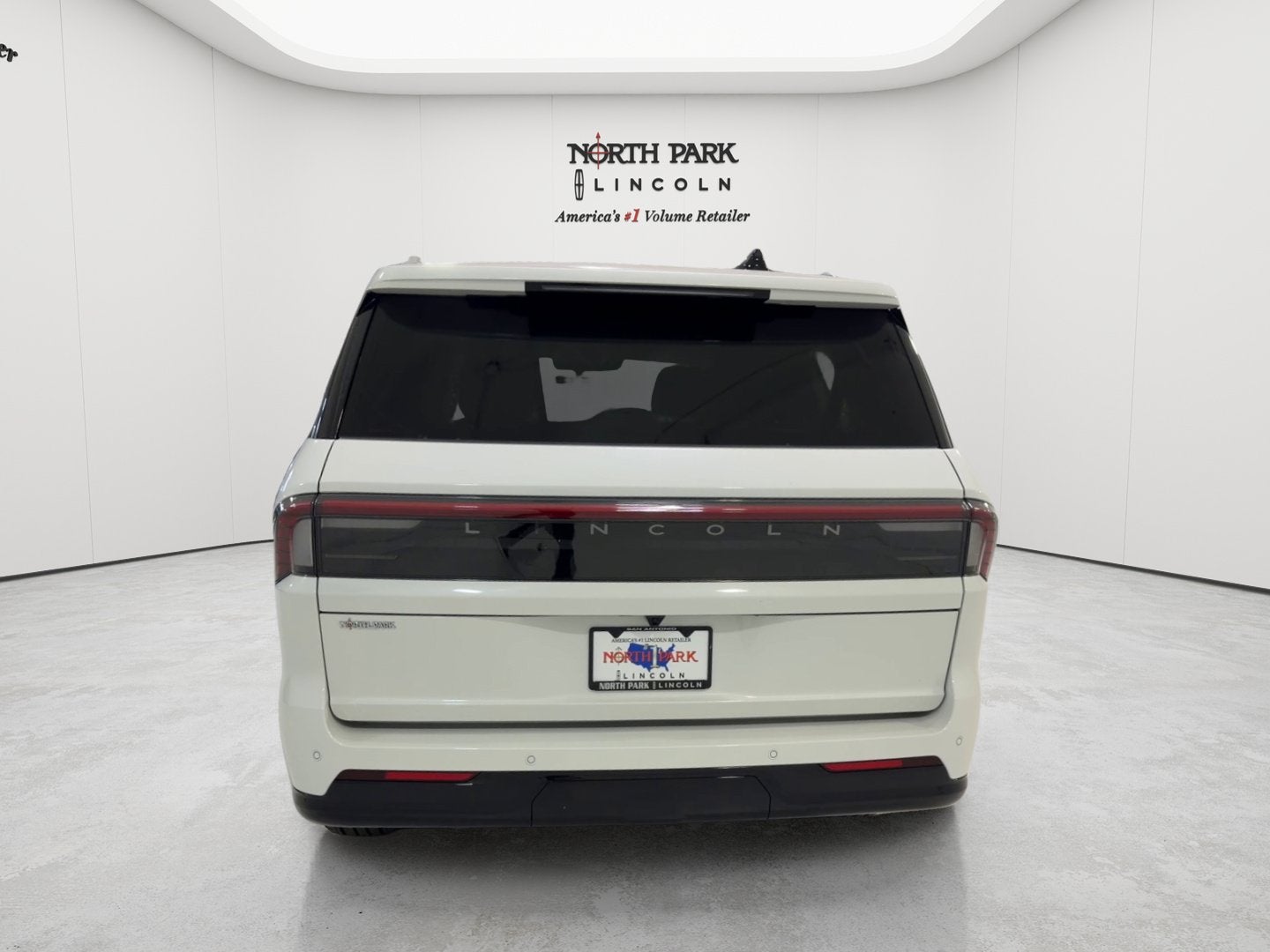 2026 Lincoln Navigator L Premiere