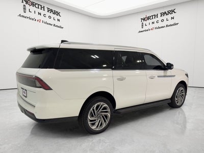 2026 Lincoln Navigator L Premiere