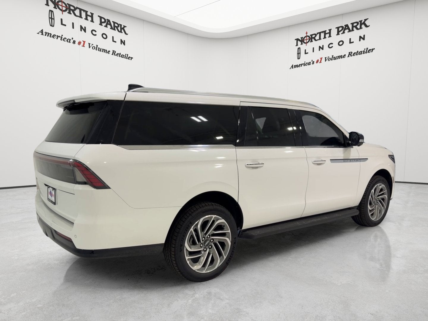 2026 Lincoln Navigator L Premiere