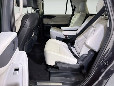 2026 Lincoln Navigator L Premiere