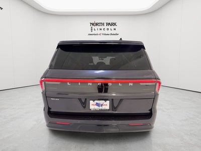 2026 Lincoln Navigator L Premiere