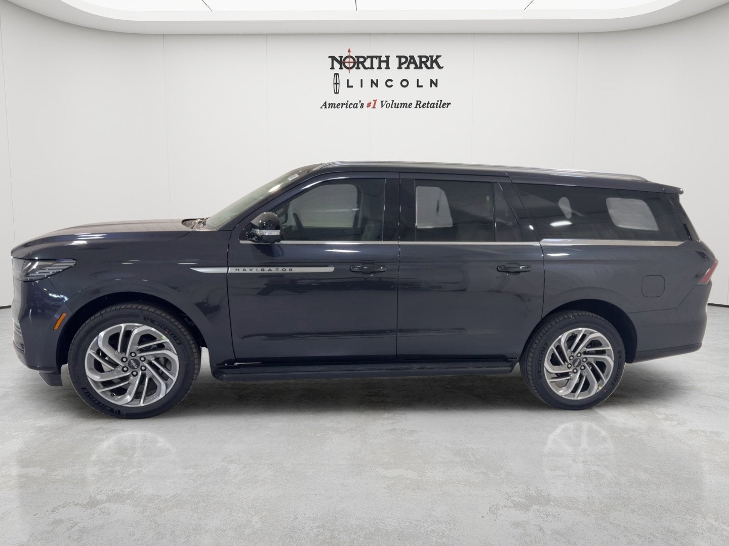 2026 Lincoln Navigator L Premiere