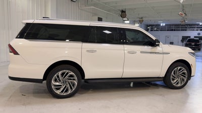 2026 Lincoln Navigator L Premiere