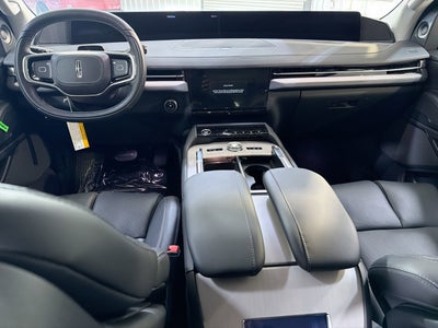 2026 Lincoln Navigator L Premiere