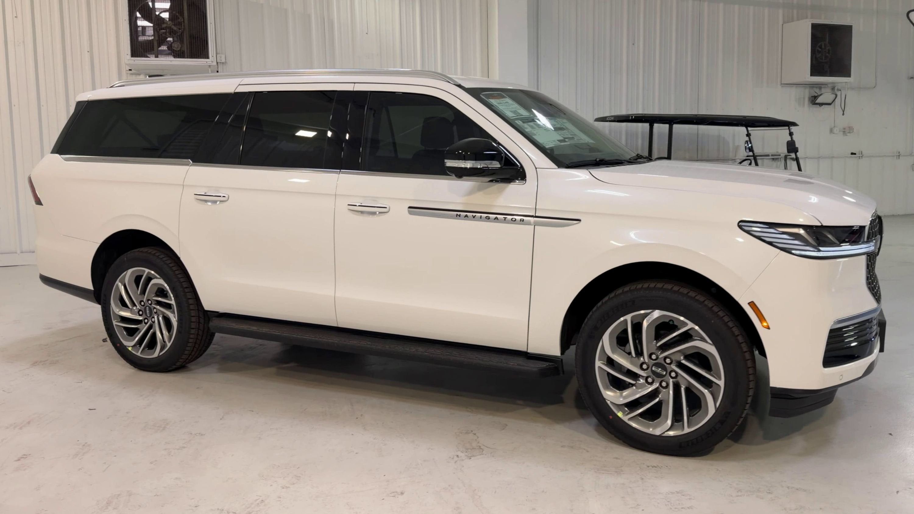 2026 Lincoln Navigator L Premiere