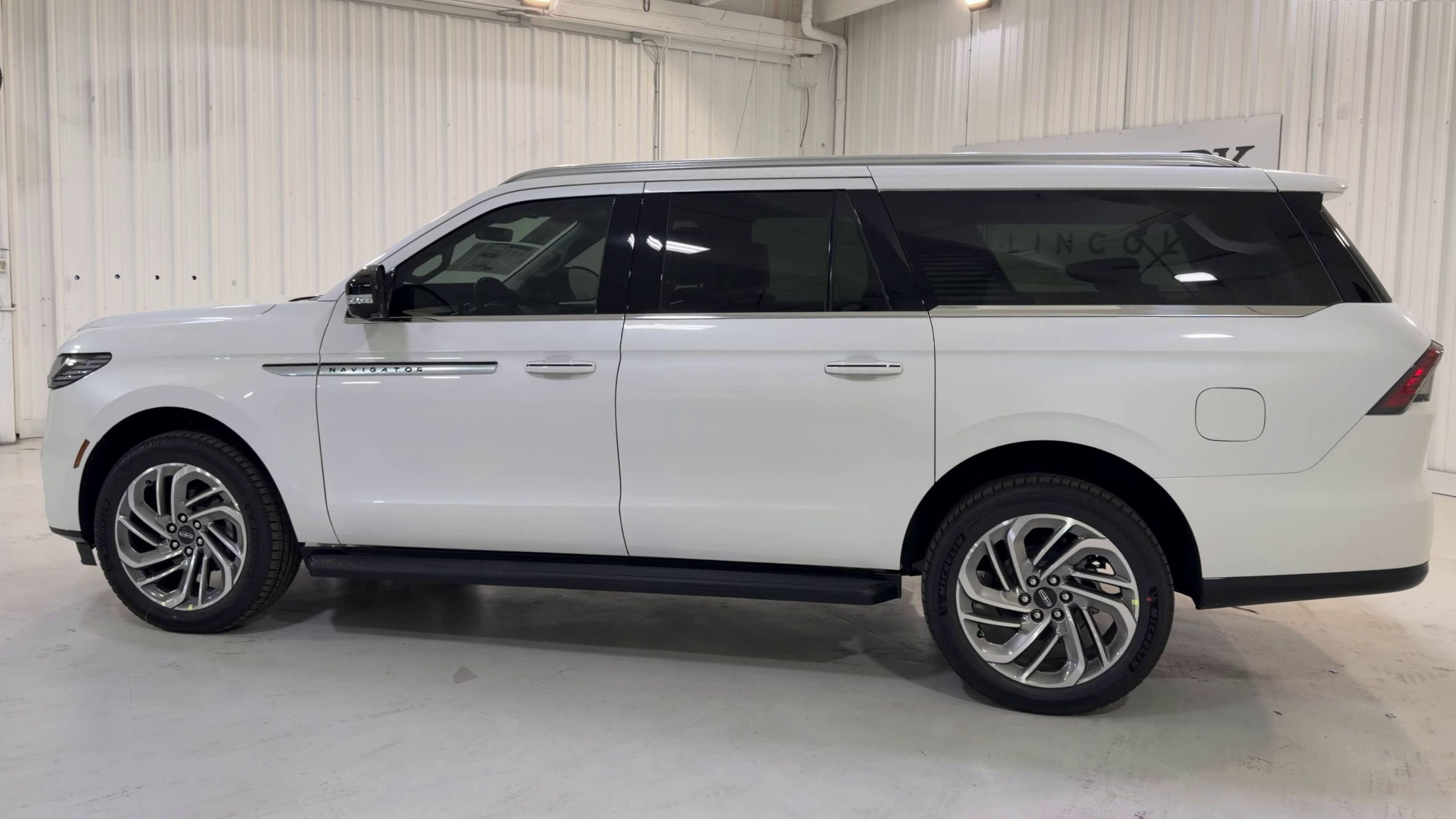 2026 Lincoln Navigator L Premiere