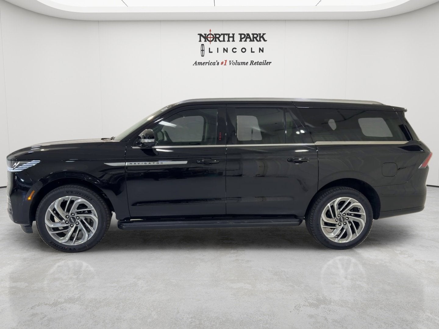 2026 Lincoln Navigator L Premiere