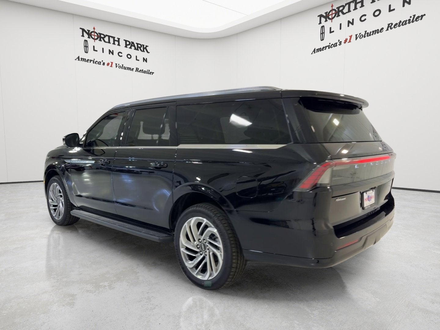 2026 Lincoln Navigator L Premiere