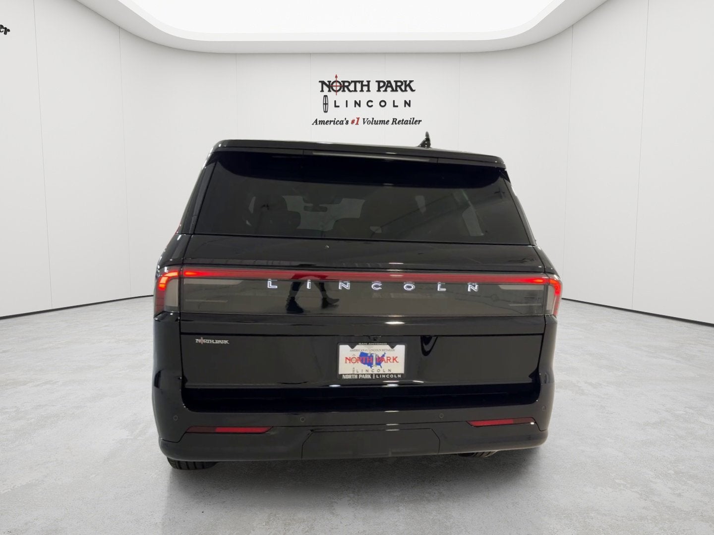 2026 Lincoln Navigator L Premiere