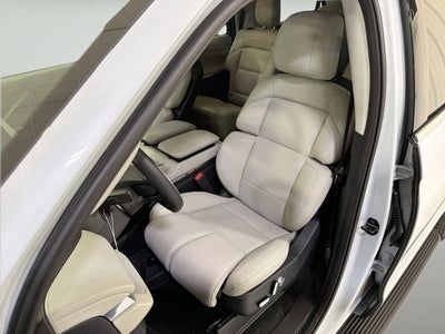 2026 Lincoln Navigator L Premiere