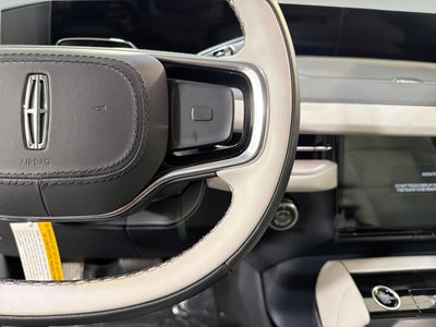 2026 Lincoln Navigator L Premiere