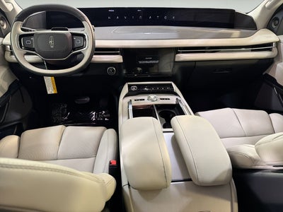 2026 Lincoln Navigator L Premiere