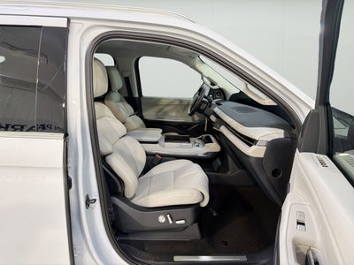 2026 Lincoln Navigator L Premiere