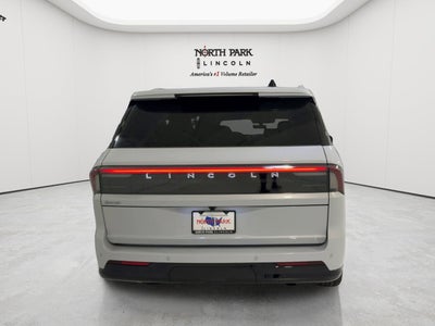 2026 Lincoln Navigator L Premiere