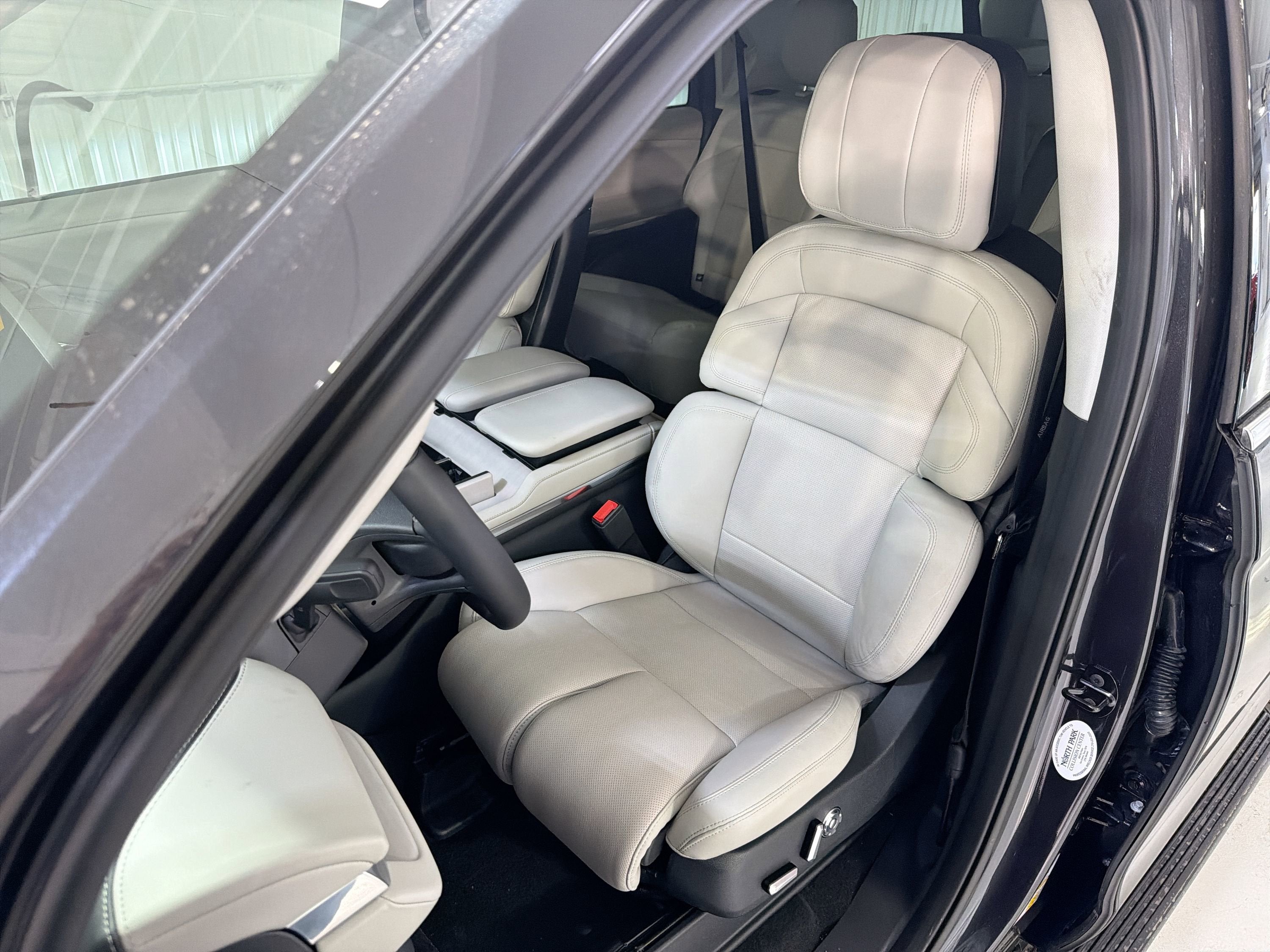 2026 Lincoln Navigator L Premiere