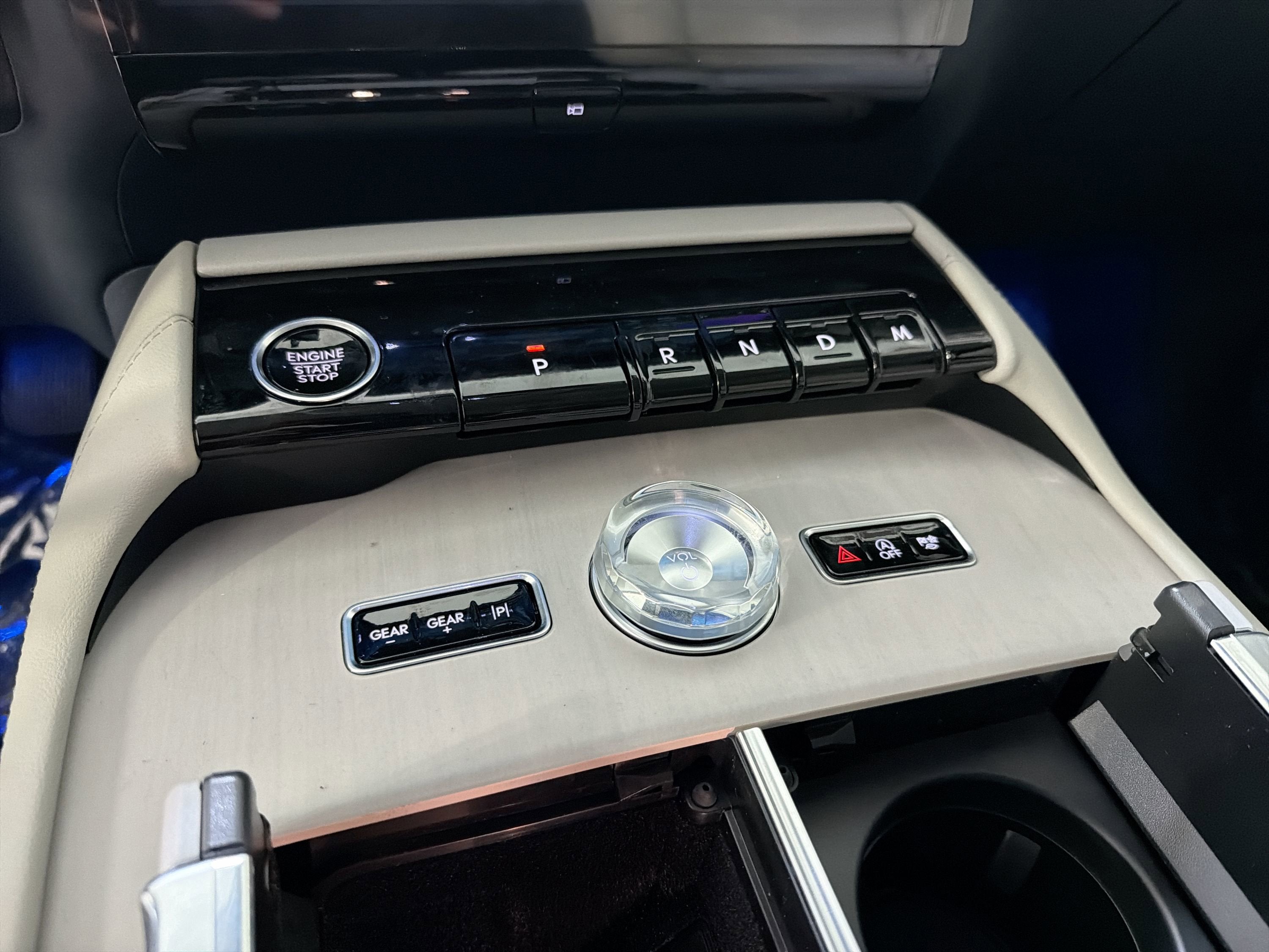 2026 Lincoln Navigator L Premiere